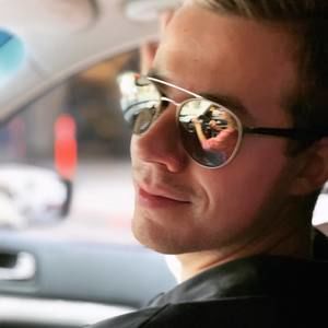 Meet your Posher, Wesley